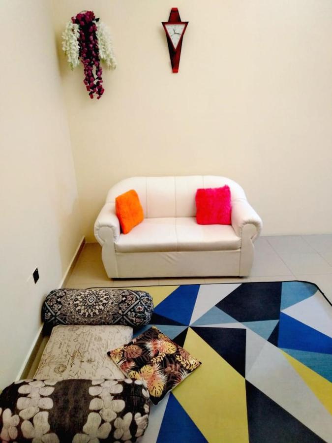 Good Luck Homes Shared Apartments Dubai Esterno foto